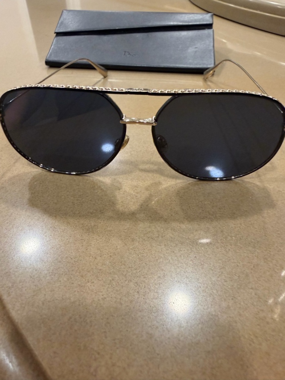 Dior Men's Gold Frame with Black Lenses Pilot Sunglasses - Picture 3 of 6